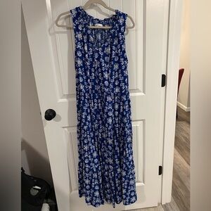 Croft & Barrow Navy and White Floral Maxi Dress
